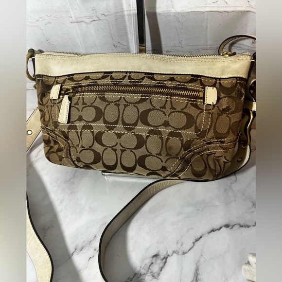 Coach Handbags - GUC Coach Beige Crossbody